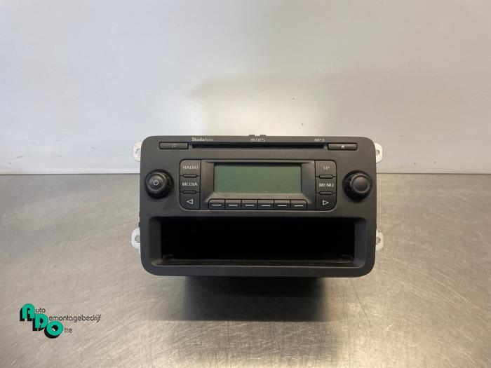 Radio/Lecteur CD d'un Skoda Fabia (Fabia 08-), -, 3 mois de garantie, Utilisé, Skoda