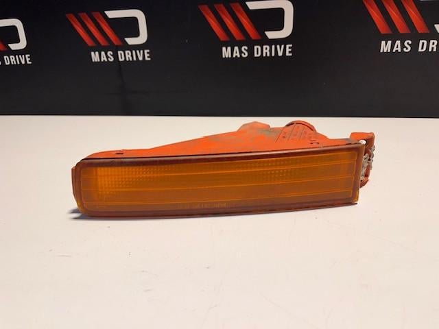 Lexus OEM 95-97 Lexus LS400 XF20 pinker bumper links, Auto-onderdelen, Verlichting, Gebruikt