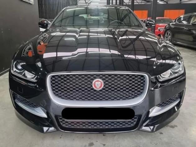 JAGUAR XE R SPORT 2.0D 180pk 2016, Auto's, Jaguar, Automaat, 4 deurs, Euro 6, Lederen bekleding