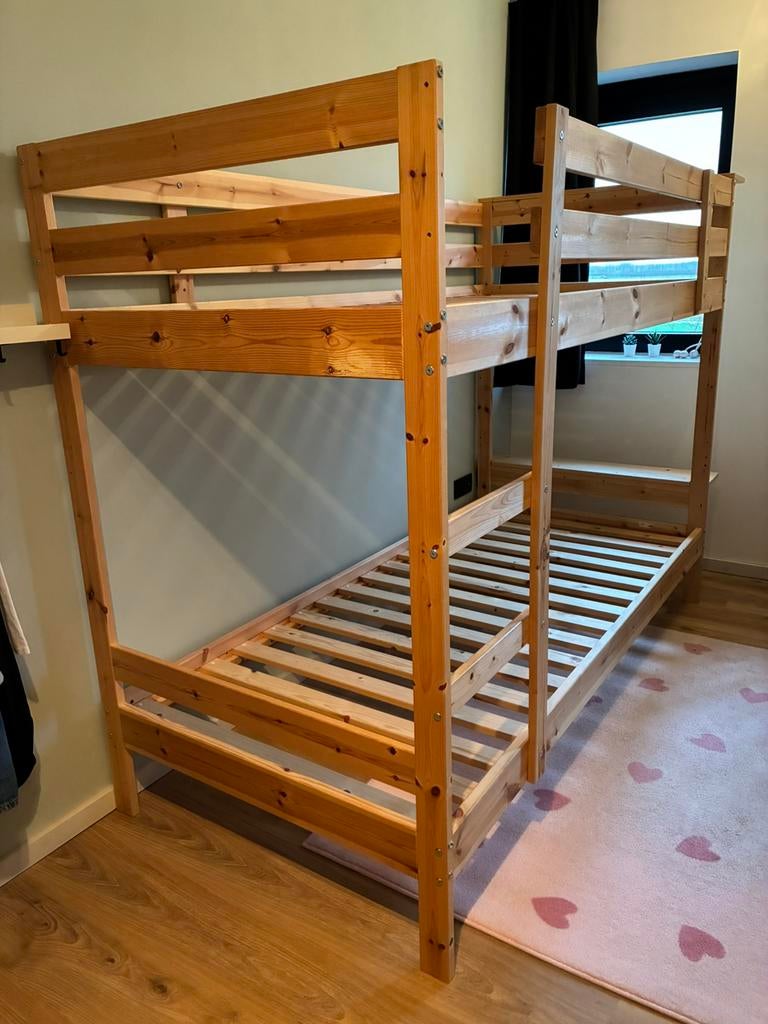 Houten stapelbed (ikea) (dringend weg), Ophalen, Zo goed als nieuw, Stapelbed