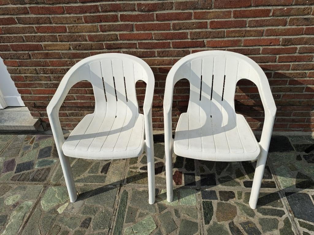 2 chaises de jardin, Jardin & Terrasse, Enlèvement, Utilisé, Synthétique, Empilable