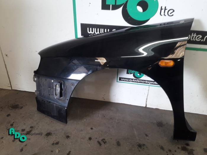 Scherm links-voor van een Seat Inca (Inca 96-), Gebruikt, -, -, Ophalen of Verzenden