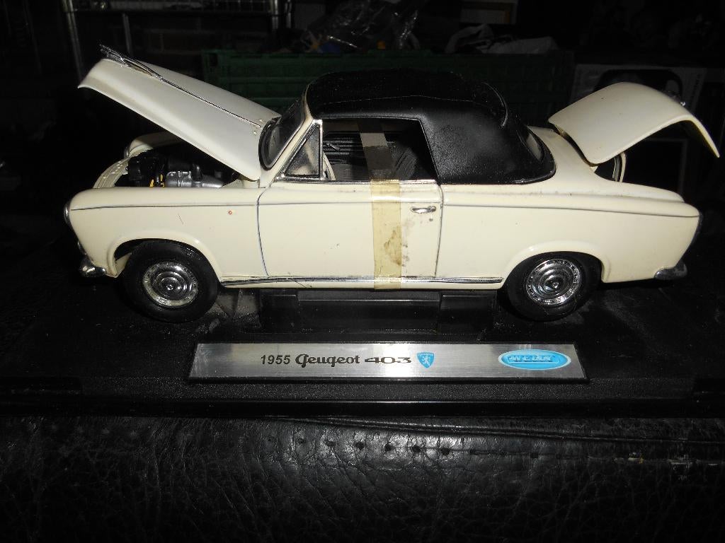 Welly 1/18 Peugeot 403, Enlèvement ou Envoi, Welly
