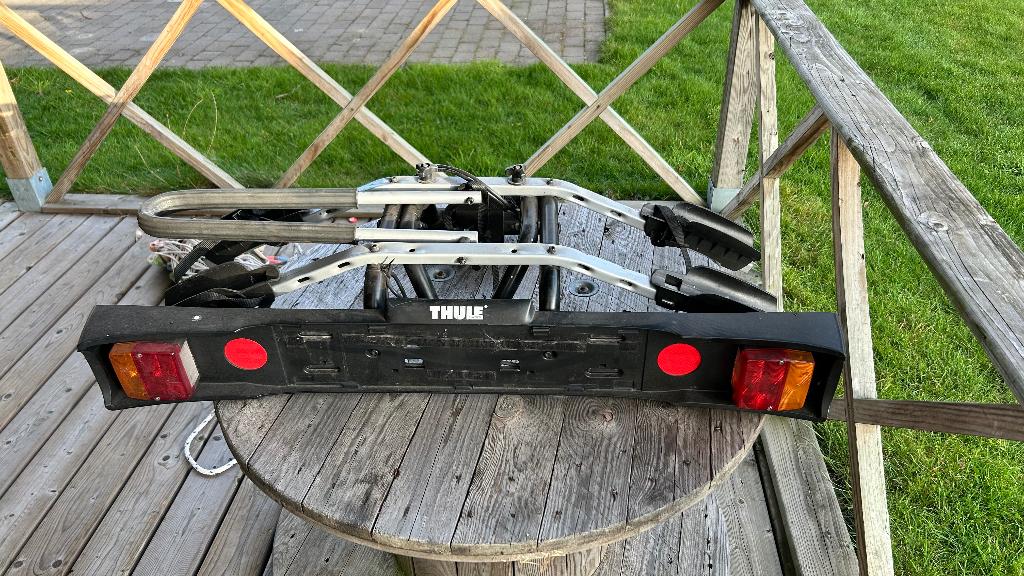 Fietsendrager Thule, Ophalen, Zo goed als nieuw, 2 fietsen, Trekhaakdrager