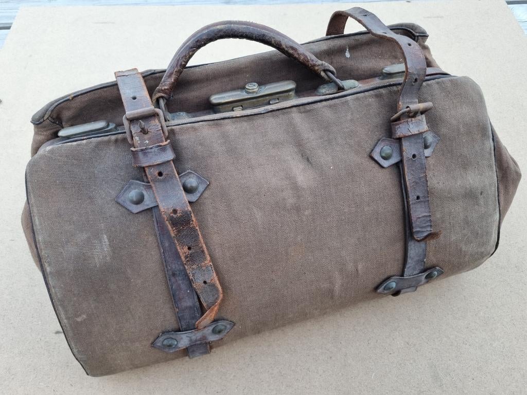 ABBL 1940 - Weekendtas, Collections, Objets militaires | Seconde Guerre mondiale, Enlèvement ou Envoi, Armée de terre, Autres types