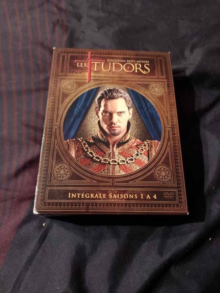 A vendre en coffret DVD l'intégral de la série Les Tudors, CD & DVD, Enlèvement ou Envoi, Drame, Coffret, Comme neuf