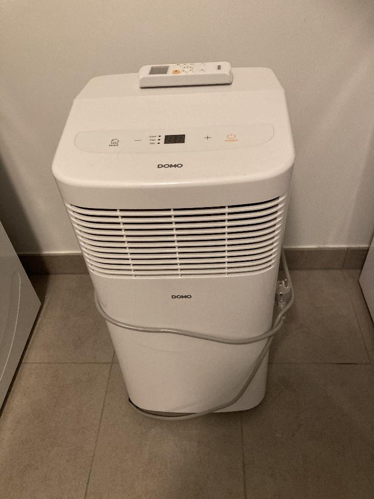 mobiele airco (DOMO DO1034A, 5000 BTU), Elektronische apparatuur, Airco's, Ophalen, Zo goed als nieuw, Mobiele airco, Minder dan 60 m³