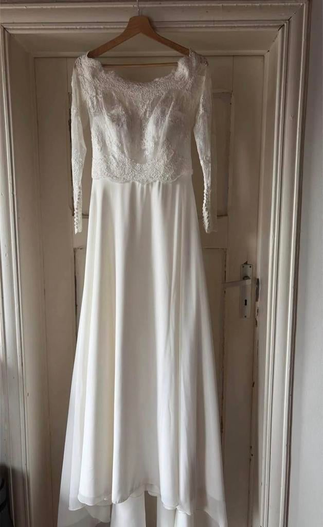 Trouwjurk met bardothals en kant, Kleding | Dames, Trouwkleding en Trouwaccessoires, Ophalen, Zo goed als nieuw, Wit, Trouwjurk