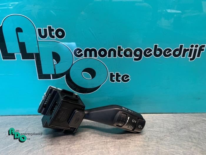 Commutateur essuie-glace d'un Ford Focus (Focus 04-), Autos : Pièces & Accessoires, Tableau de bord & Interrupteurs, Ford, Utilisé