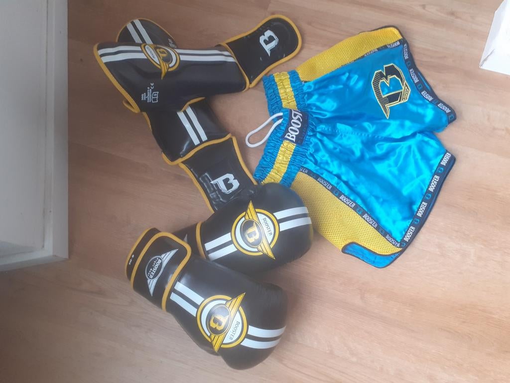 Bose Thai-kit voor kinderen, Sport en Fitness, Ophalen of Verzenden, Zo goed als nieuw, Boksbeschermers