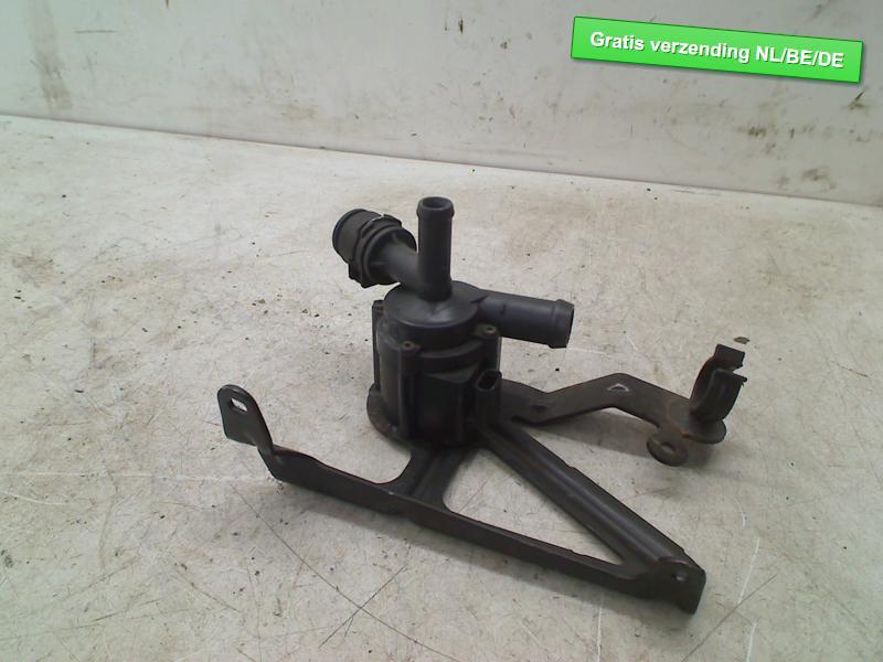 EXTRA WATERPOMP BMW 1 serie (F20) (11517600969), Gebruikt, Dhr. R. de Gouw, Info@123Parts.nl, De Bloemendaal 21 21
5221 EB  'S HERTOGENBOSCH, NL