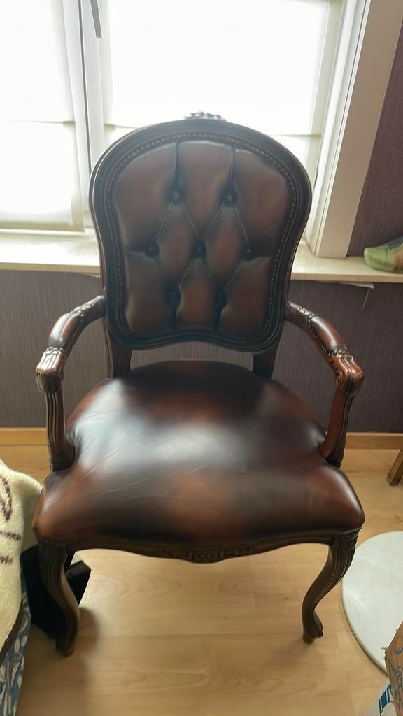 Zes antieke zeteltjes in leder, Enlèvement