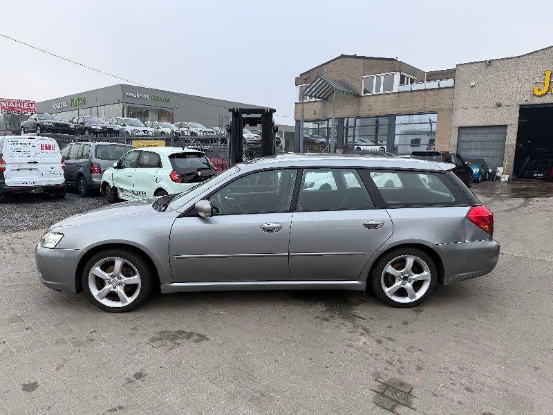 SUBARU LEGACY 2.0 LPG LPG 05/06, Auto's, Subaru, Legacy, Bedrijf, Handgeschakeld, Te koop