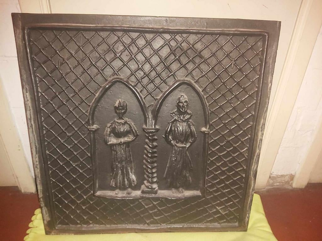 Cheminée française ancienne unique en fonte — 69 x 69 cm
Pr, Enlèvement ou Envoi