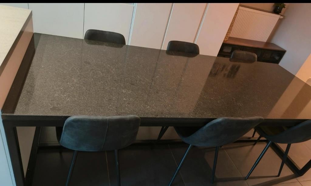 Eettafel, Ophalen, Metaal