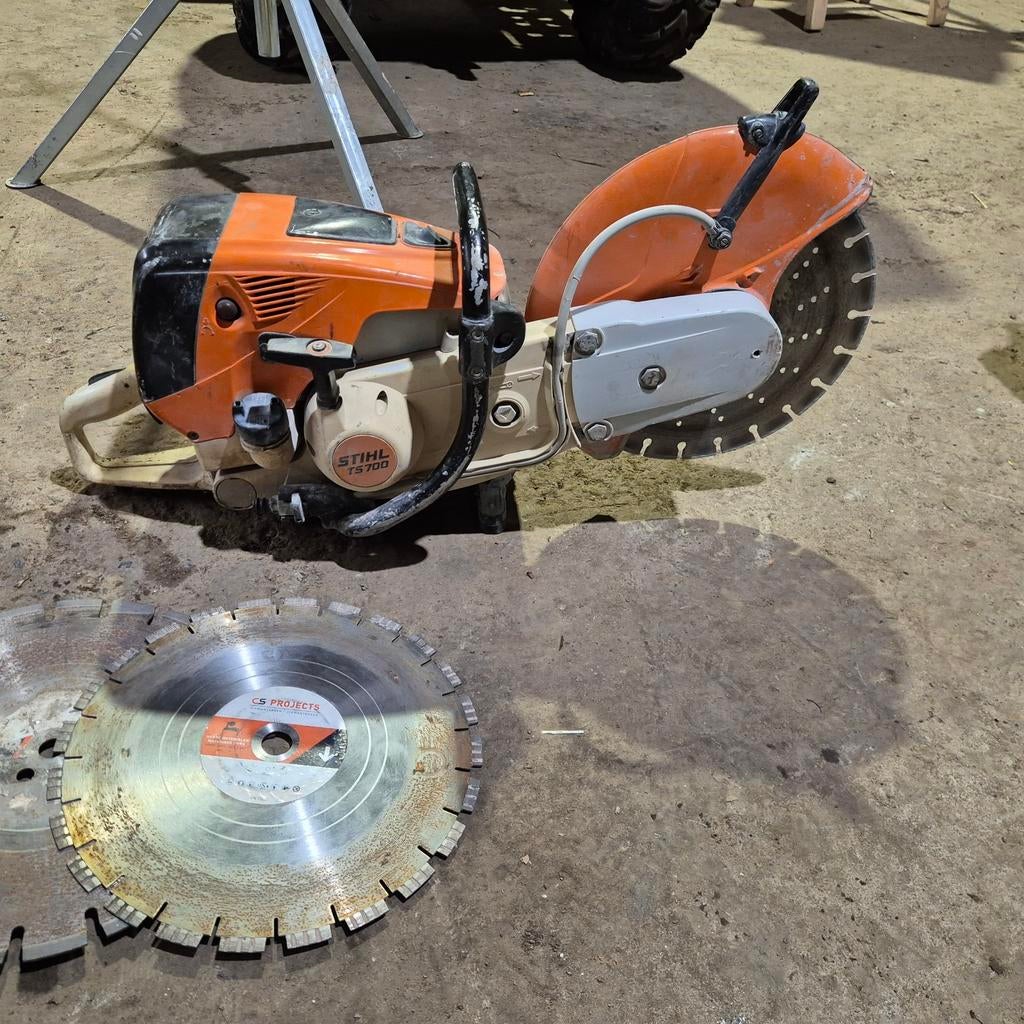 Stihl ts 700 slijpschijf incl 2nieuwe bladen twv 450 euro, Doe-het-zelf en Bouw, Ophalen, Zo goed als nieuw, 1000 watt of meer