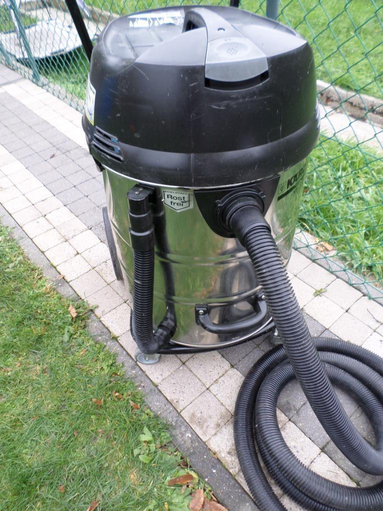 Aspirateur industriel KARCHER NT 72/2 ECO TC, Bricolage & Construction, Enlèvement, Utilisé