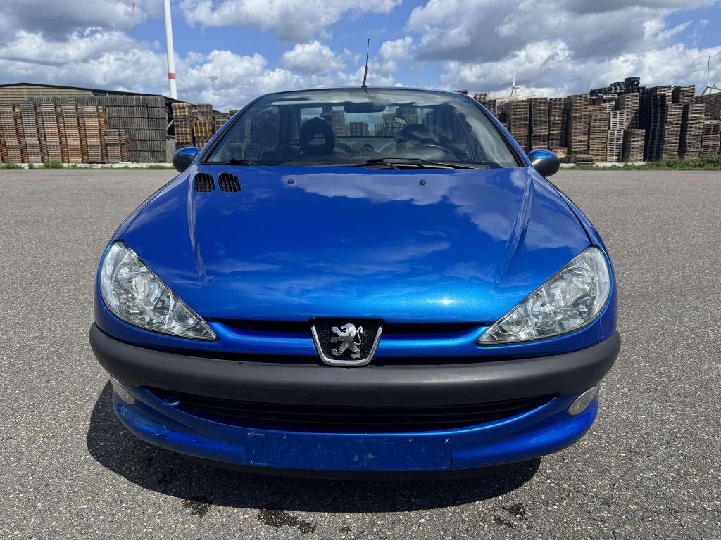 Peugeot 206 km: 190.120 Bj: 2002, Autos, Achat, Electronic Stability Program (ESP), Noir, Particulier