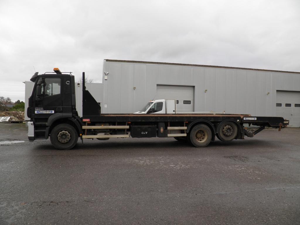 Iveco stralen 360 plateau porte engins 29.000€ htva, Autos, Camions, Euro 5, Achat, Entreprise, Diesel