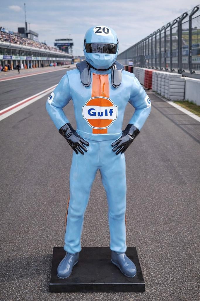 Decoratieve F1 coureur met reclame Gulf, 1.50 mtr. hoog., Ophalen, Nieuw, Overige typen