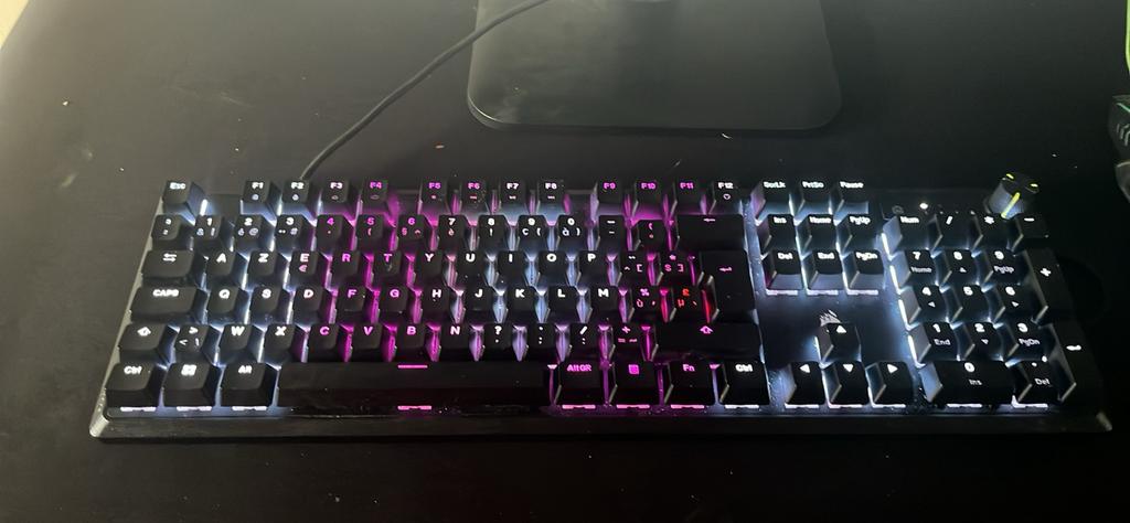 Clavier gamer (K70 corsair), Informatique & Logiciels, Enlèvement, Comme neuf, Clavier gamer