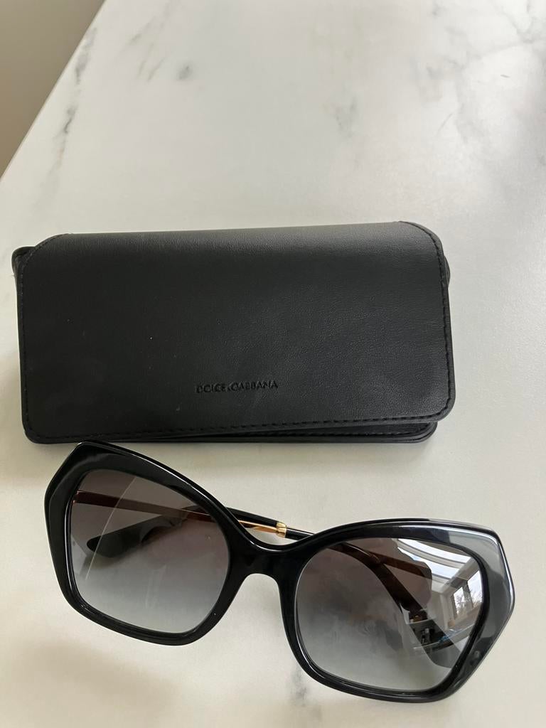 Zonnebril dames Dolce & Gabanna, Handtassen en Accessoires, Zonnebrillen en Brillen | Dames, Ophalen, Gebruikt, Zonnebril, Zwart