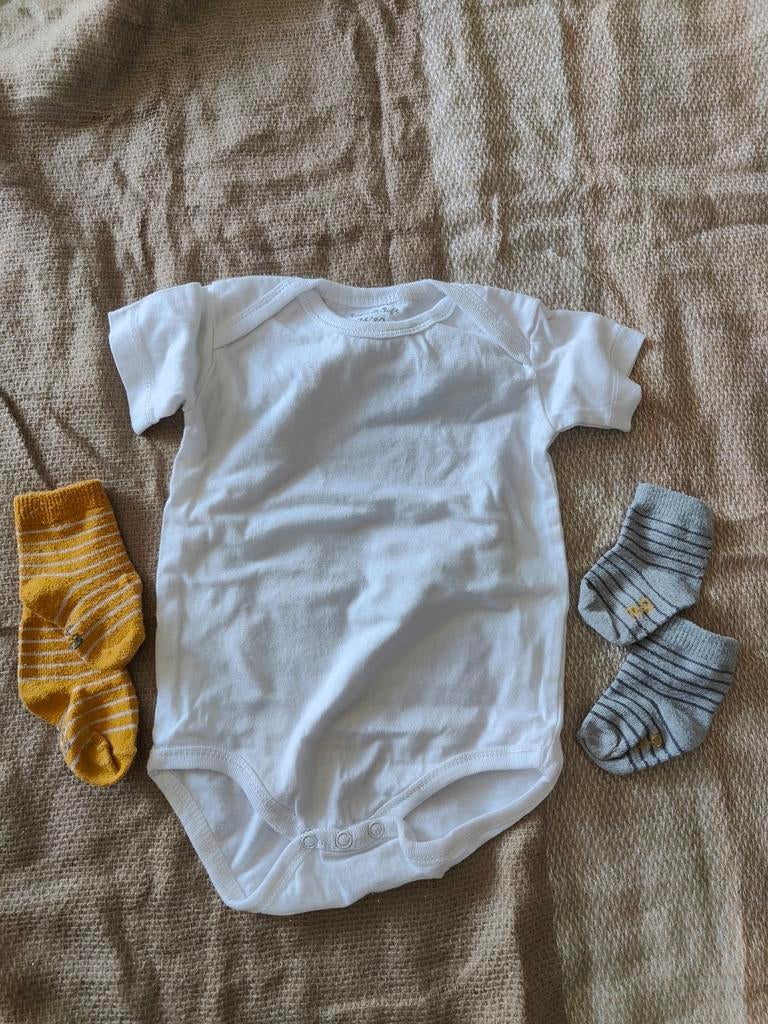 Romper, Kinderen en Baby's, Babykleding | Maat 74, Jongetje of Meisje, Ophalen of Verzenden, Zo goed als nieuw, Nacht- of Onderkleding