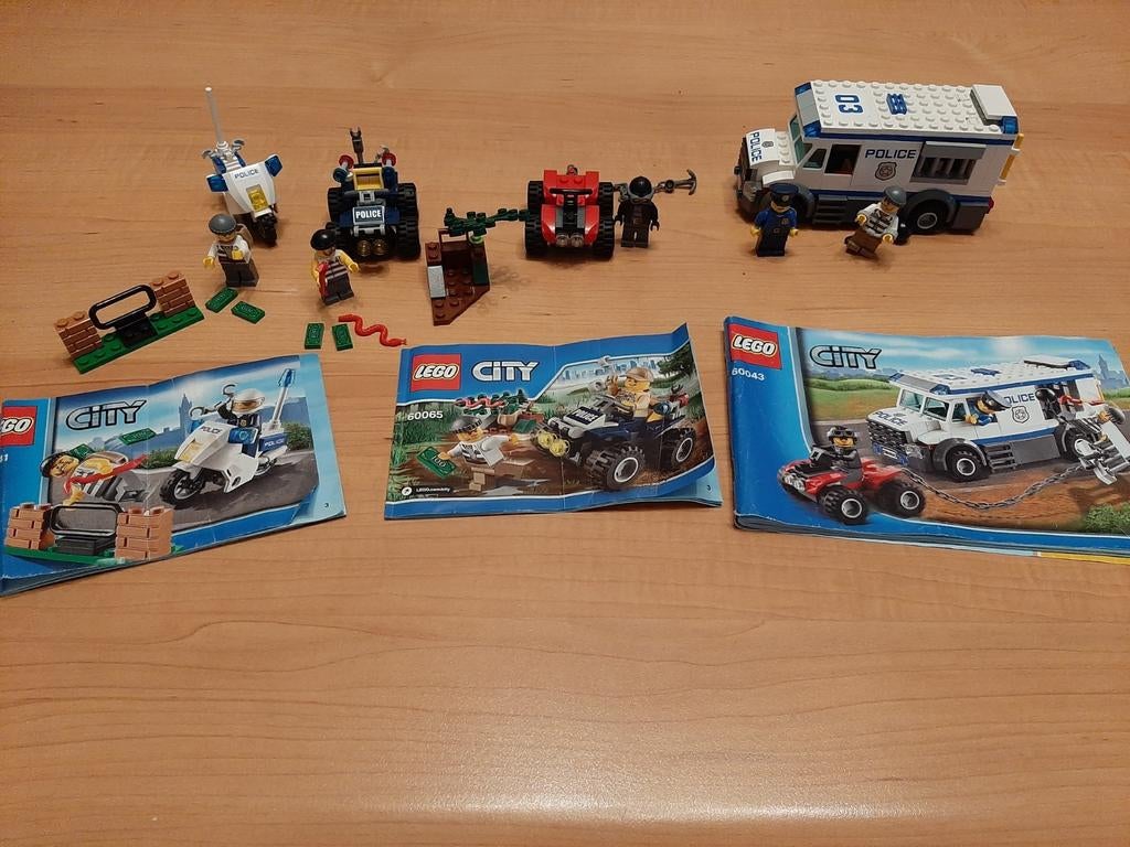 3 sets lego, Ophalen, Zo goed als nieuw, Lego