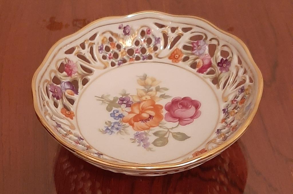 Mini coupole porcelaine diamètre +/7cm, Enlèvement