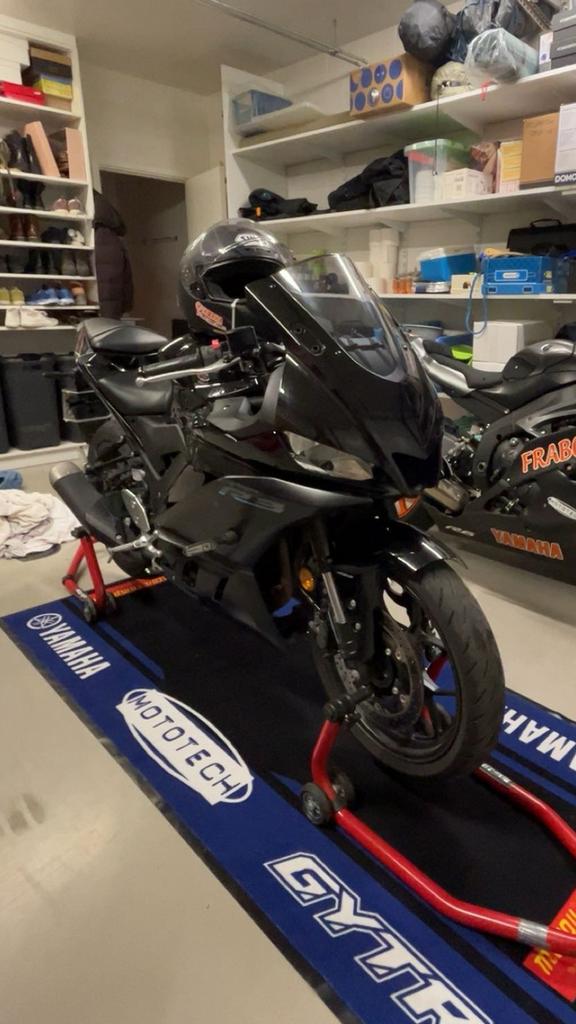 Yamaha yzf r3 2017, Motoren, Motoren | Yamaha, 2 cilinders, 300 cc, Bedrijf, Sport