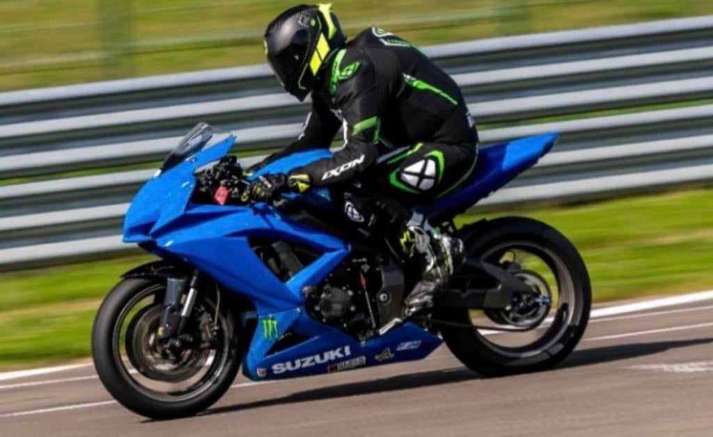 Gsxr 750 2009 39000 km moto uniquement piste, Particulier