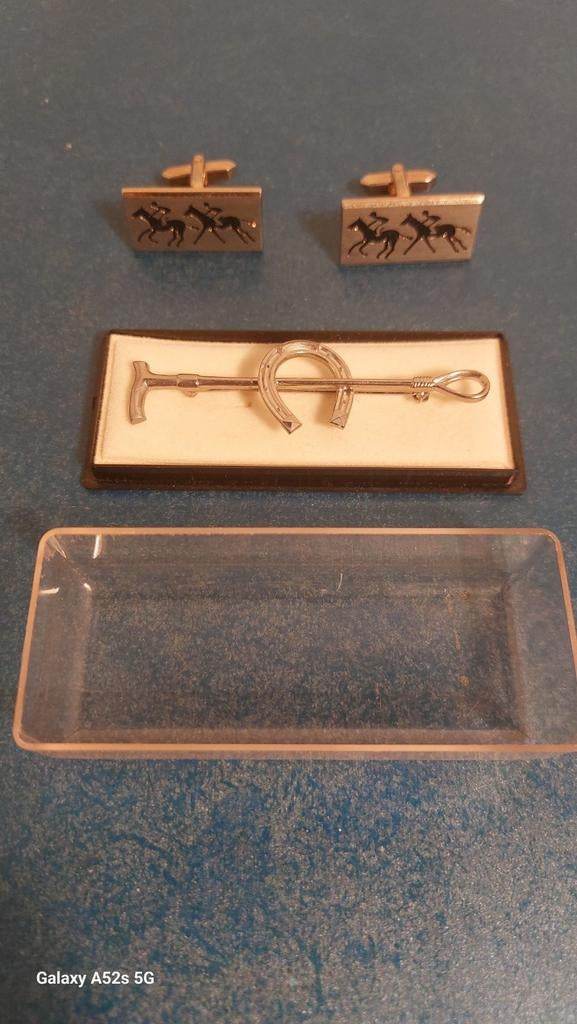 Set manchetknopen en dasspeld., Handtassen en Accessoires, Manchetknopen, Zo goed als nieuw, Ophalen of Verzenden