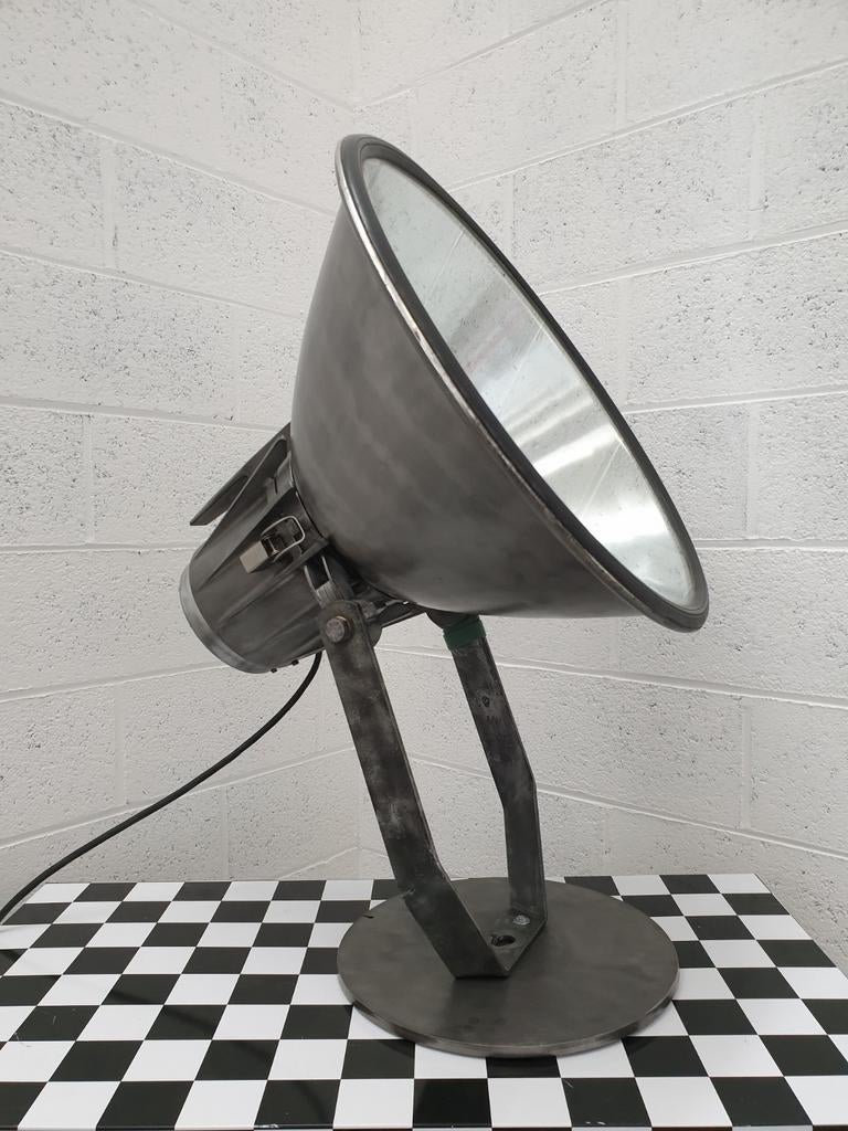 Ancien spot industriel à poser, Enlèvement, Comme neuf