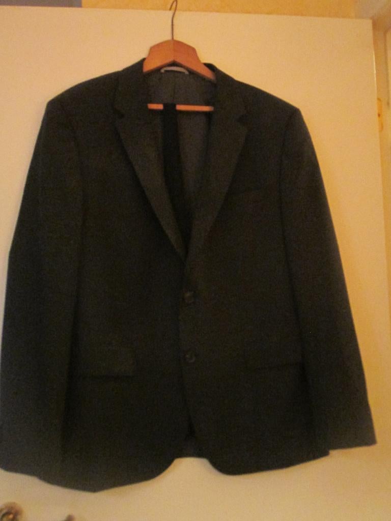 antraciet jasje Hugo Boss 26, Kleding | Heren, Kostuums en vesten, Ophalen of Verzenden, Zo goed als nieuw