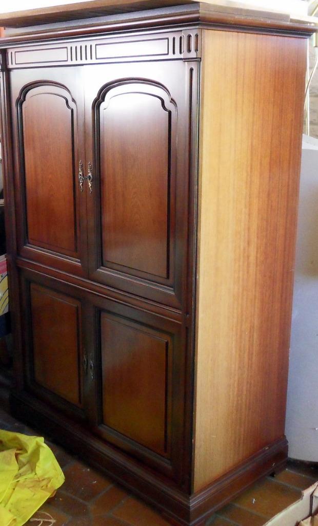 Luxe kast notelaar, Huis en Inrichting, Ophalen, Overige materialen, Gebruikt, 50 tot 100 cm