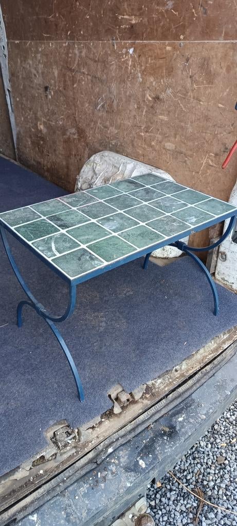 Ancienne table basse en faïence et fer forgé, Jardin & Terrasse, Tables de jardin