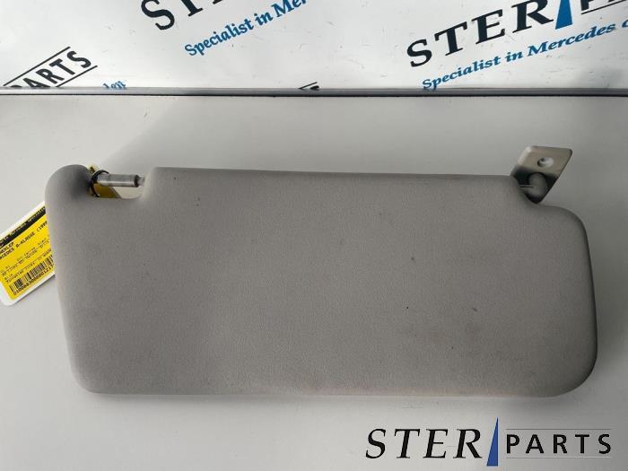 Zonneklep van een Mercedes A-Klasse, Auto-onderdelen, Interieur en Bekleding, Mercedes-Benz, Gebruikt, 3 maanden garantie, Ophalen of Verzenden