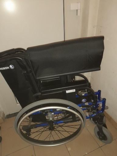 Nouveau fauteuil lege + cadeau, Divers, Enlèvement