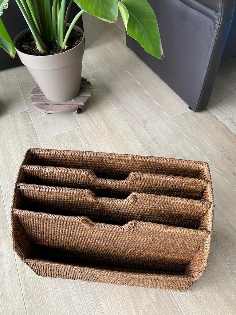 Rieten dagbladen sorteerder, houder, Ophalen, Zo goed als nieuw