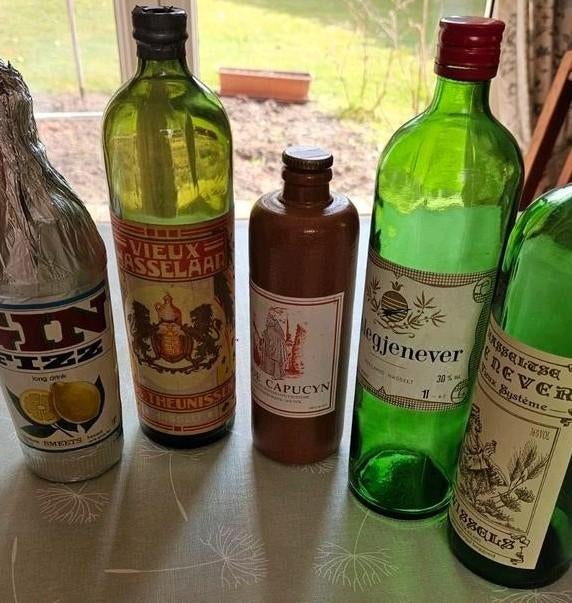 Vintage jeneverflessen Hasselt, Ophalen of Verzenden