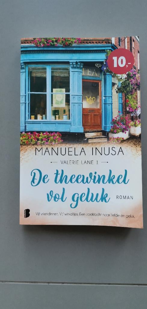 Roman De theewinkel vol geluk Manuela Inusa NL Paperback, Boeken, Romans, België, Manuela Inusa, Ophalen, Gelezen