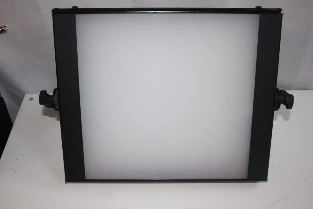 Delight Velvet 1, Enlèvement ou Envoi, Utilisé, Lampe ou Kit de flash