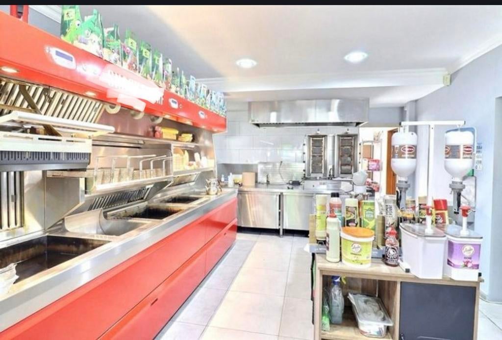 Friterie à remettre - Gilly, Articles professionnels, Enlèvement ou Envoi, Autres types