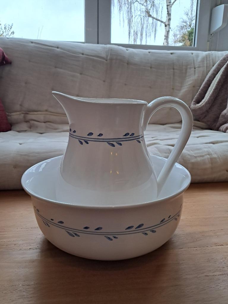 Service de toilette (broc + vasque), Antiquités & Art, Enlèvement