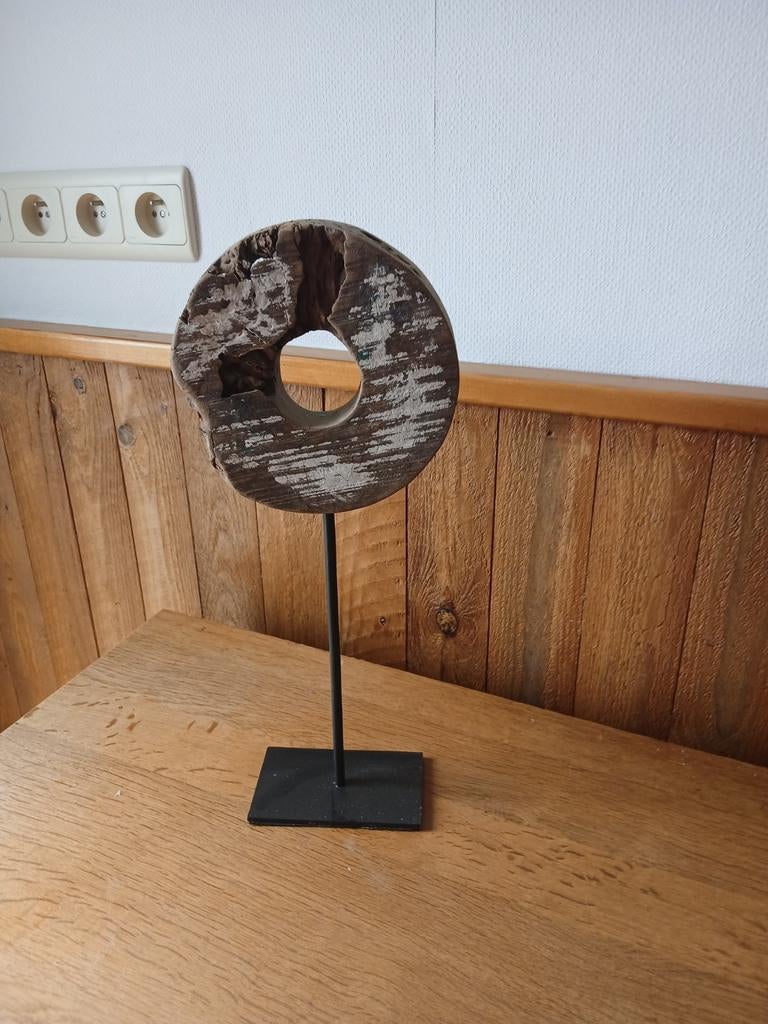 Houten ornament op staander, Huis en Inrichting, Woonaccessoires | Kransen, Ophalen of Verzenden, Zo goed als nieuw