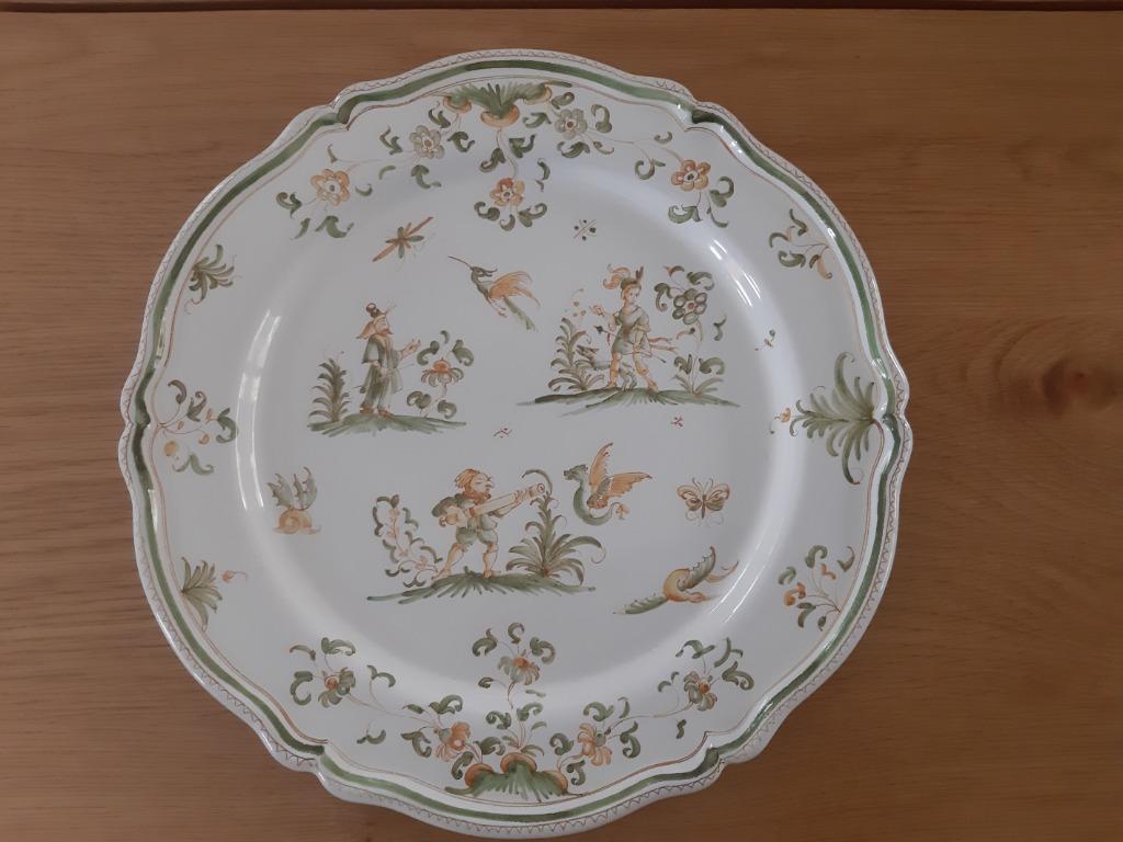 grand plat rond faïence décor Moustiers, Antiquités & Art, Enlèvement