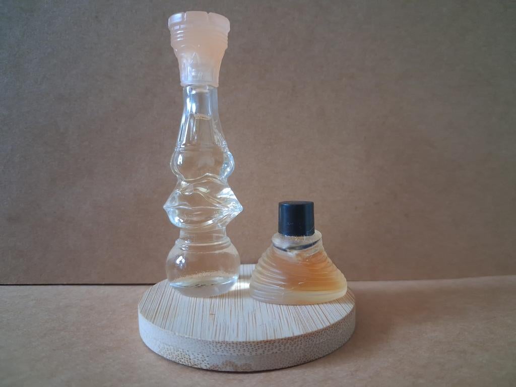 Mini parfums vintage lot verre gravé collection faire offre, Enlèvement ou Envoi, Comme neuf, Miniature, Plein