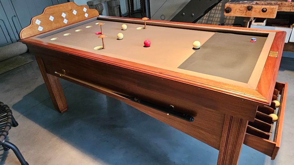 Russisch Biljart, Ophalen, Gebruikt