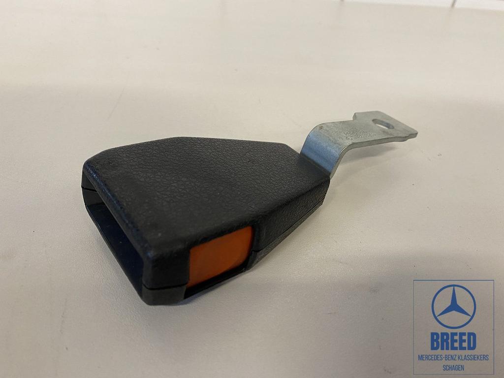 NOS gordelsluiting rechts voor Mercedes-Benz W116 W123, Auto-onderdelen, Interieur en Bekleding, -, Nieuw, Ophalen of Verzenden