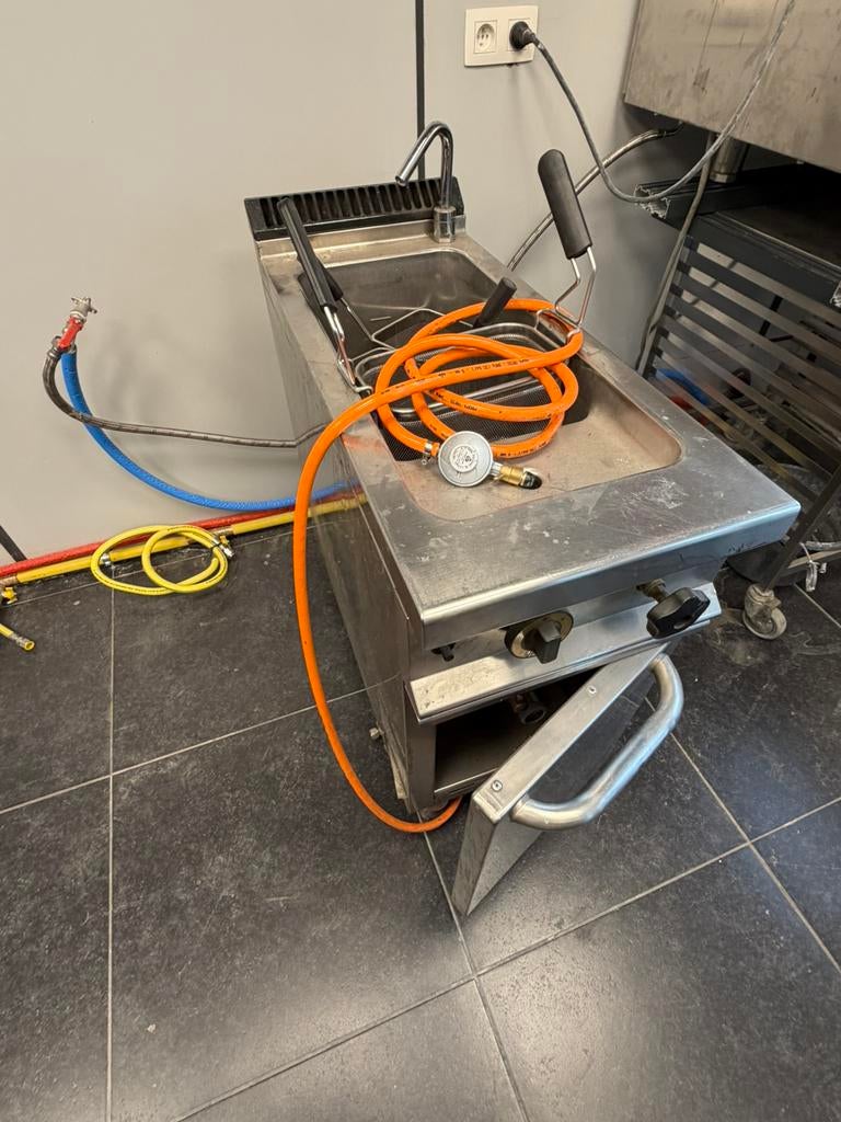 Cuiseur à pâtes au gaz, Ophalen